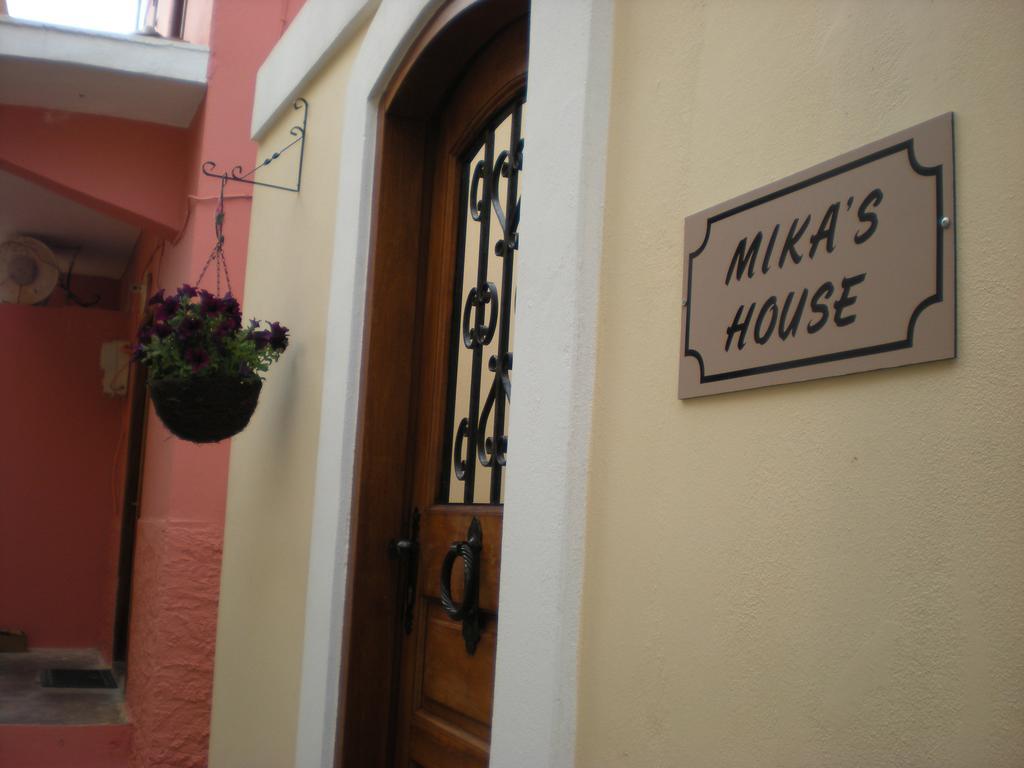 Mika'S House Vila Chalki Town Quarto foto